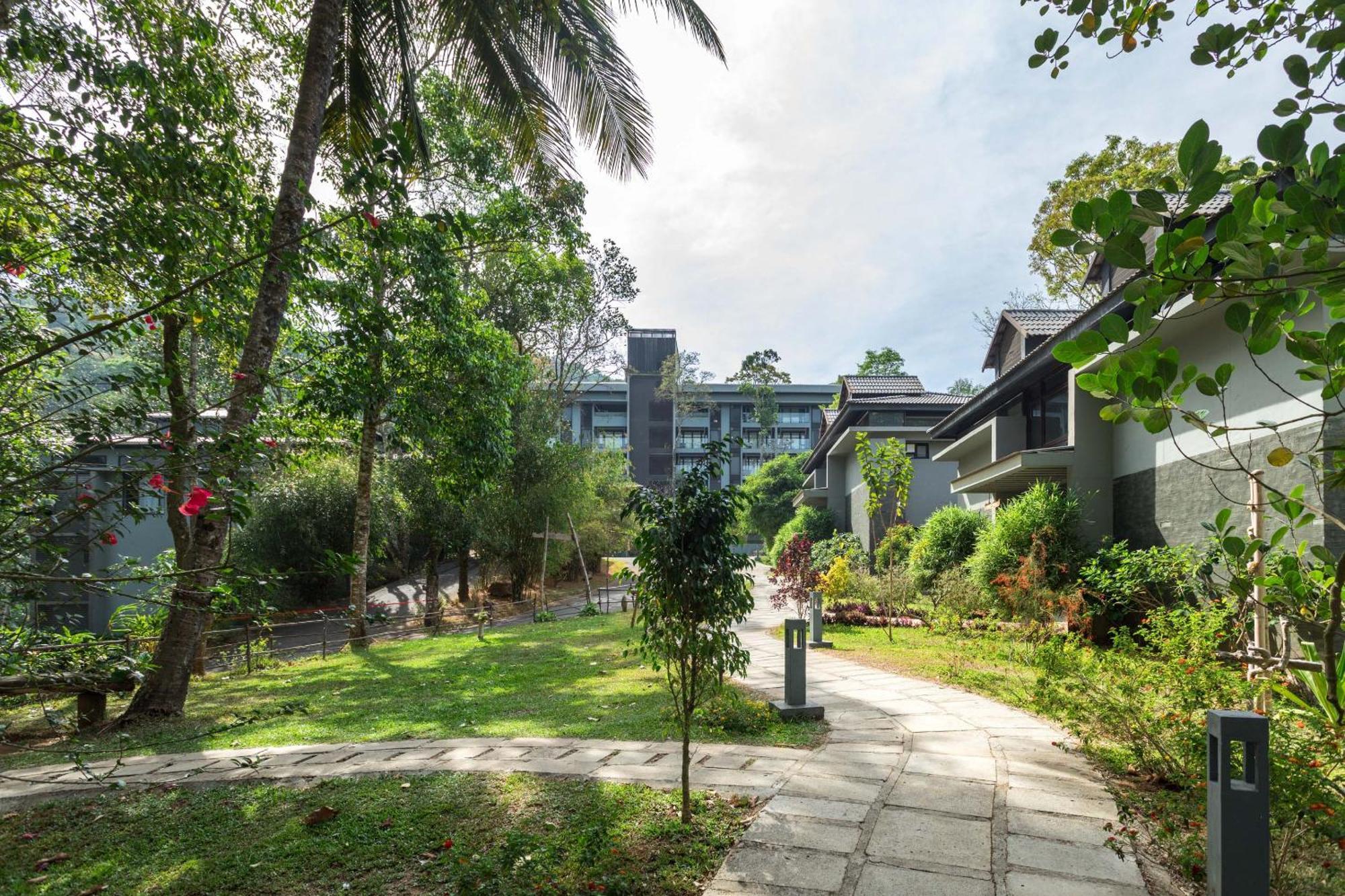 Hotel The Mountain Courtyard Thekkady Zewnętrze zdjęcie