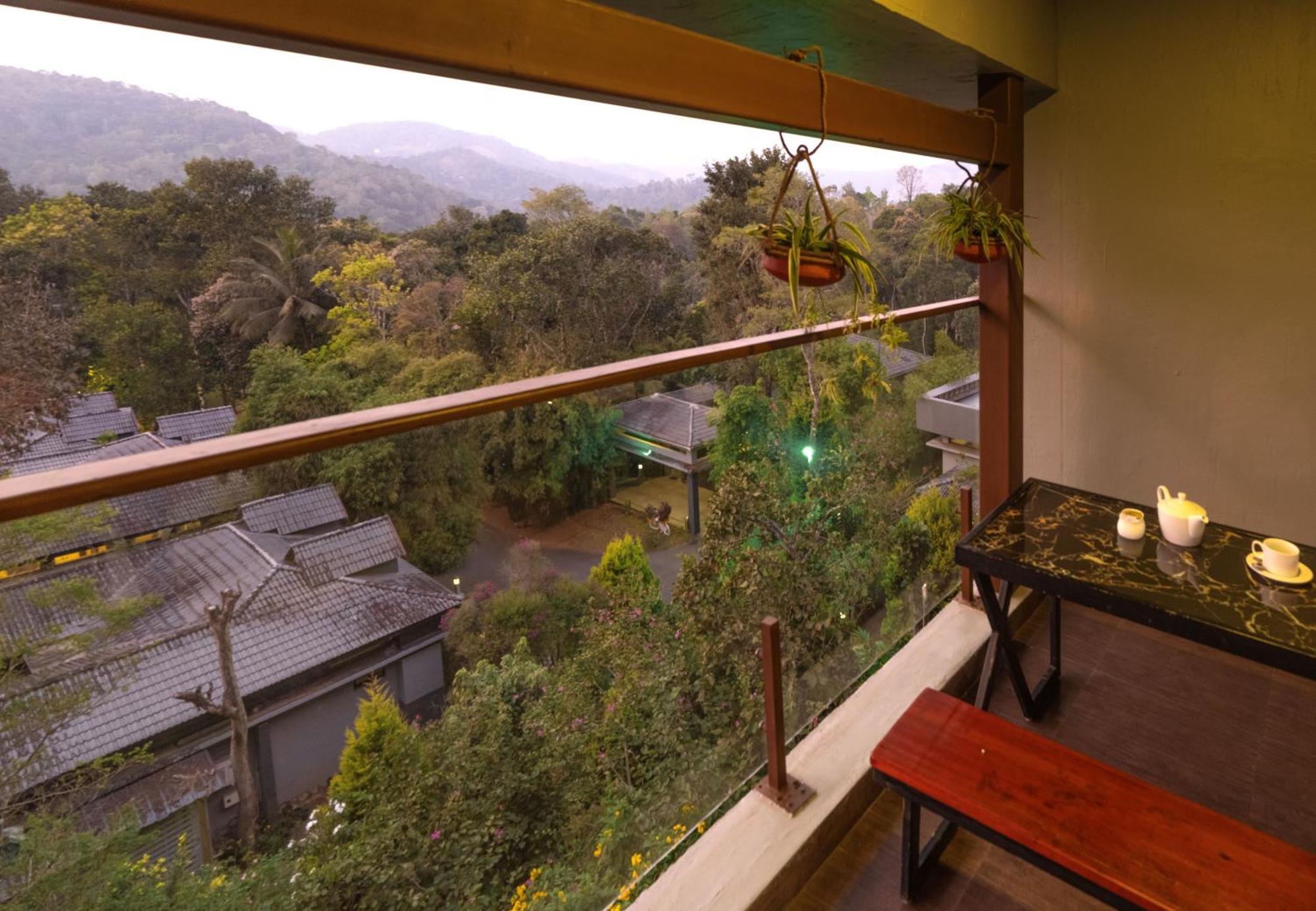 Hotel The Mountain Courtyard Thekkady Zewnętrze zdjęcie