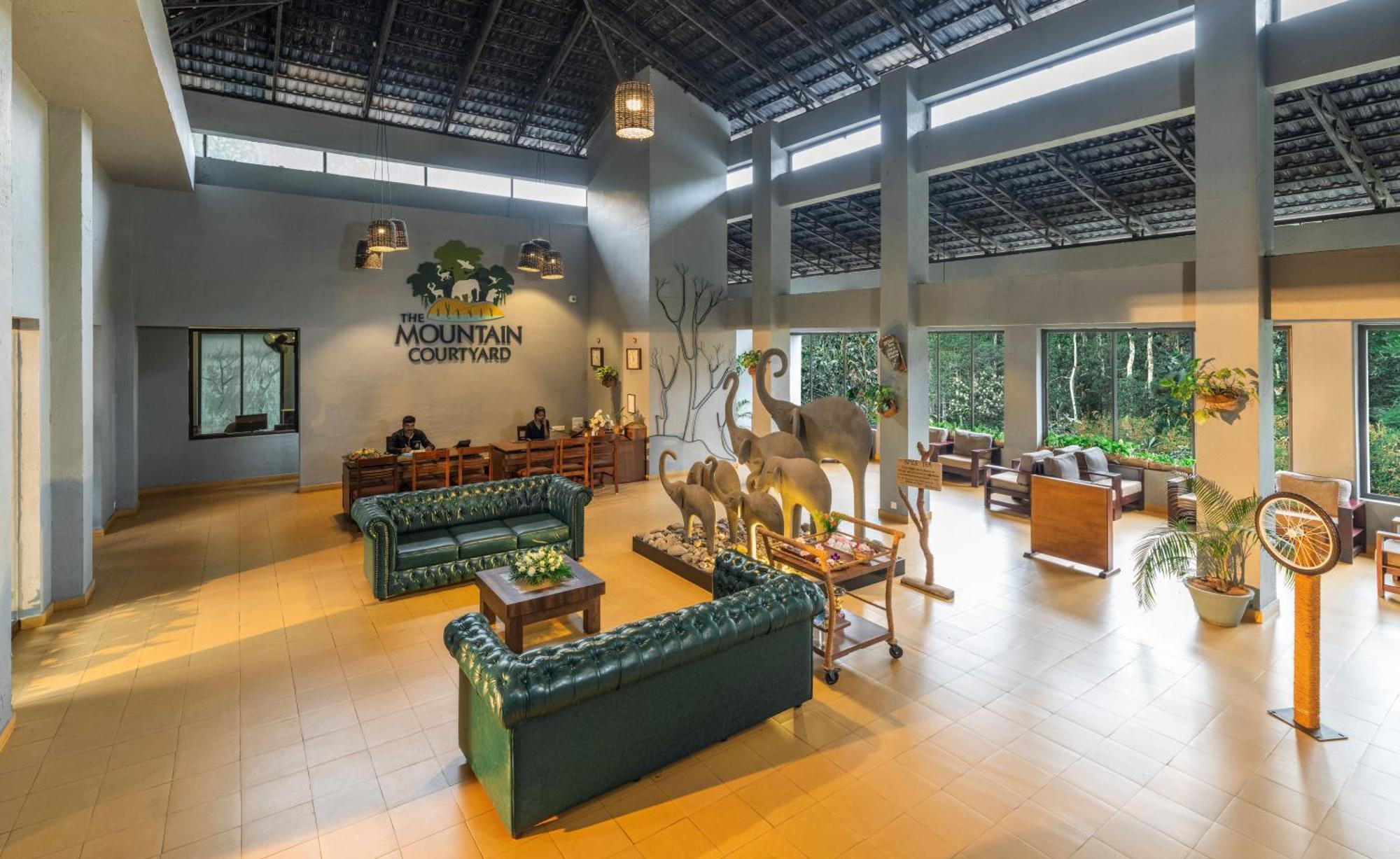 Hotel The Mountain Courtyard Thekkady Zewnętrze zdjęcie